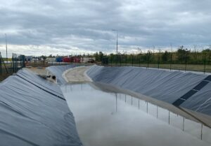 Lire la suite à propos de l’article La météo pluvieuse permet au bassin de commencer à se remplir !
