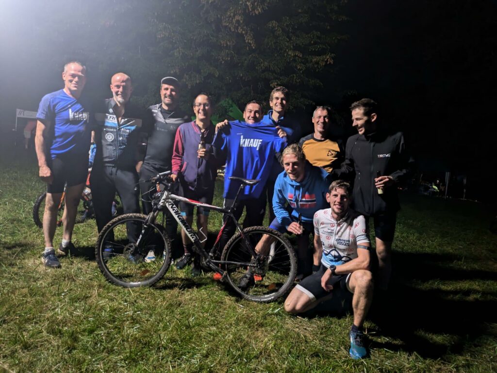 La Team Knauf Illange, en fin de course, dans la nuit.