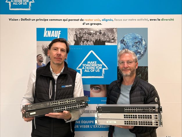 Olivier Pizette, responsable de l'informatique sur le site Knauf Illange et Romain Jager, enseignant en informatique à l’université de Lorraine